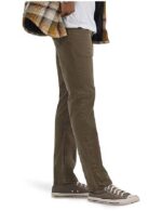 Wrangler Authentics Men's Classic 5-Pocket Regular Fit Flex Jeans - Image 3