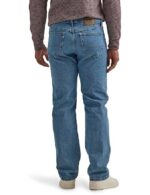 Wrangler Authentics Men's Classic 5-Pocket Regular Fit Flex Jeans - Image 3