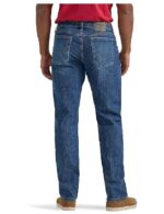 Wrangler Authentics Men's Classic 5-Pocket Regular Fit Flex Jeans - Image 2